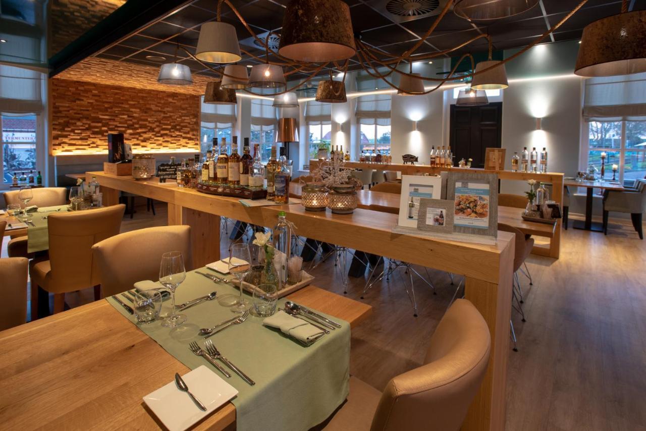 Hotel-Restaurant Termunterzijl Bagian luar foto